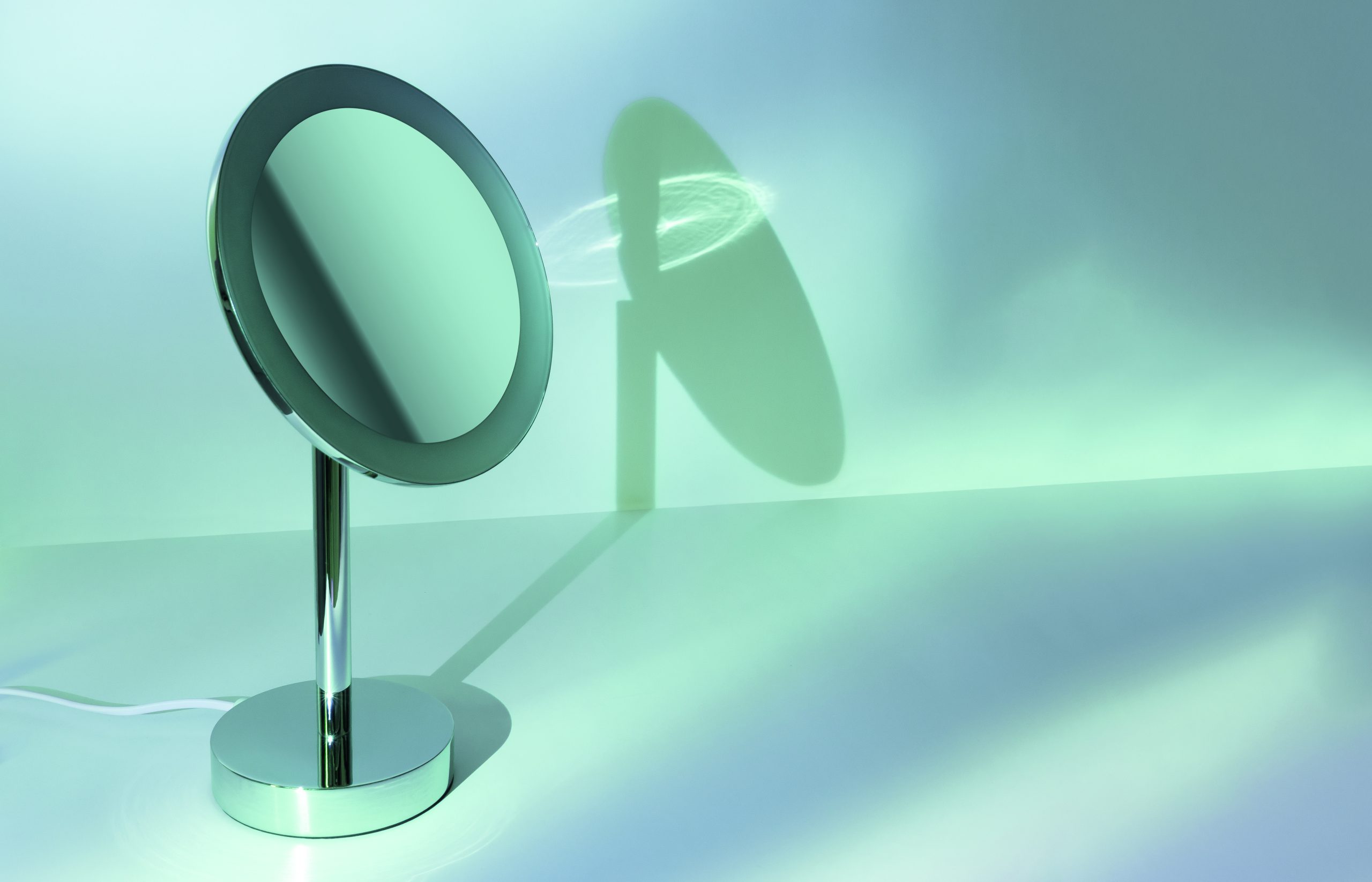 Magnifying Mirrors