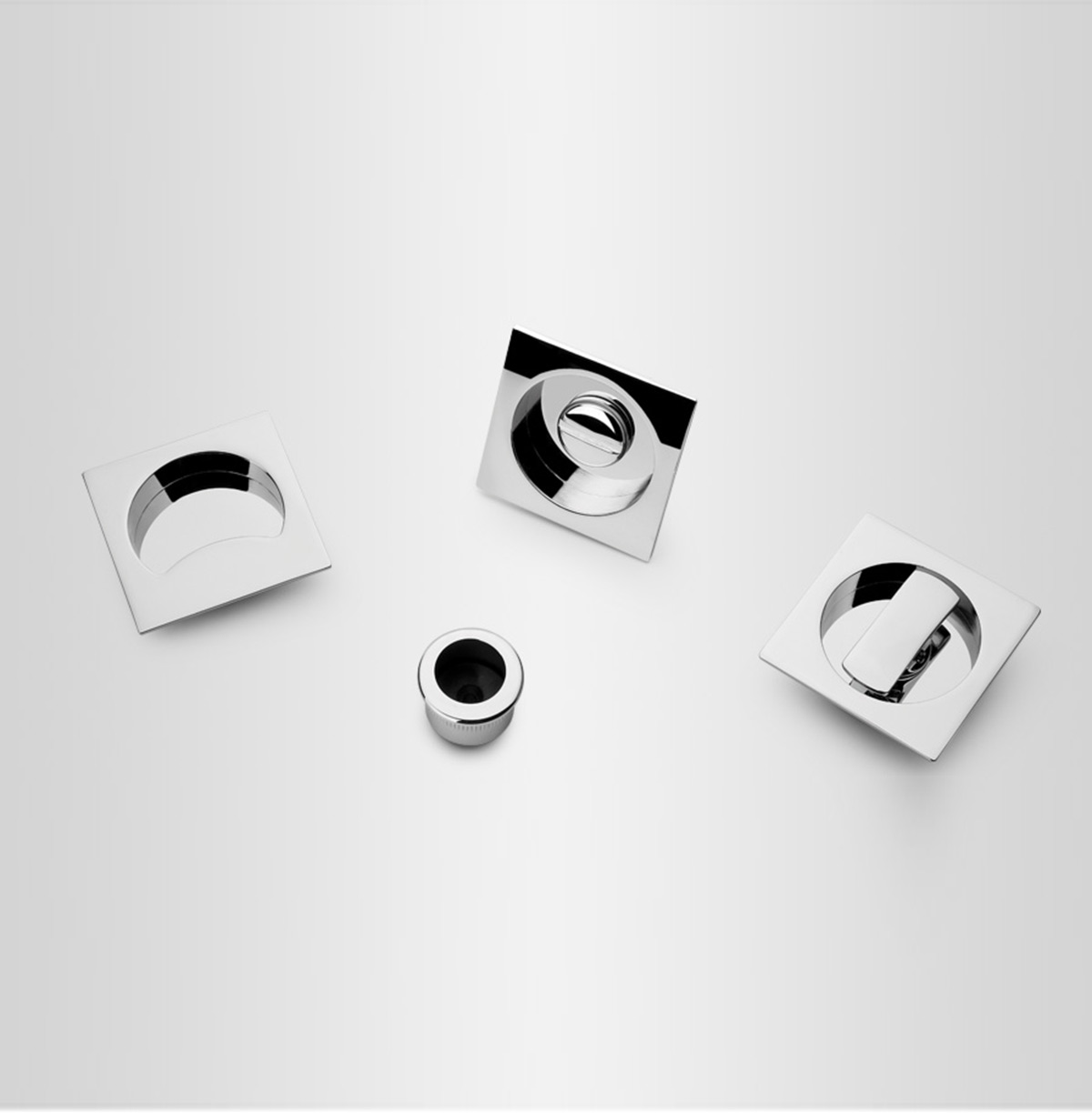 Flush handles